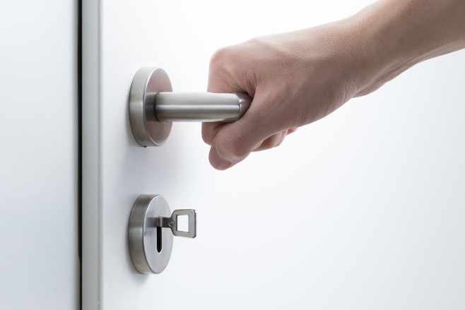 اهمیت قفل شدن و باز شدن در سیستم کنترل دسترسی مدرن