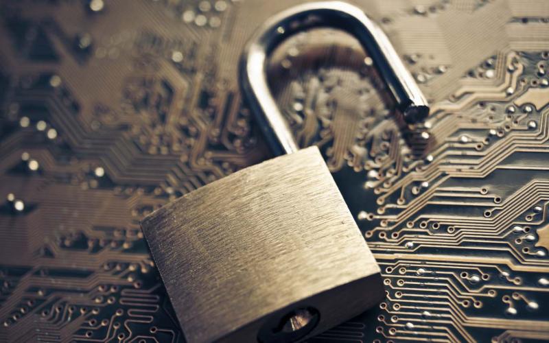 قفل معمولی در برابر مزایای قفل دیجیتال